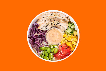 Салат Поке боул с курицей