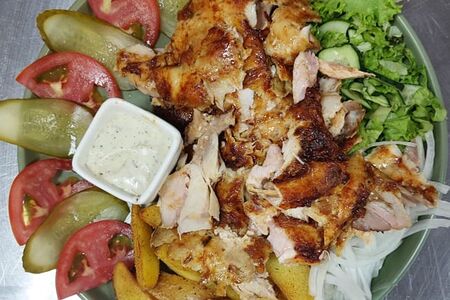 Куриная Шаурма на тарелке