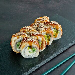 Ролл Канада с авокадо