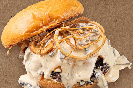 Трюфельный бургер с куриной котлетой