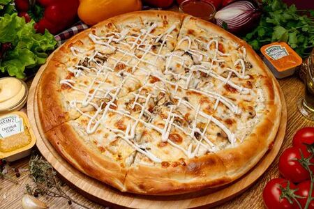 Нежная с грибами на пышном тесте