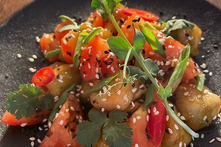 Хрустящие баклажаны с томатами