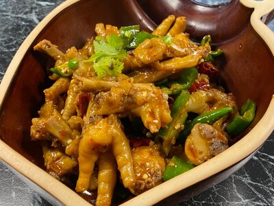 Куриные лапы отварные