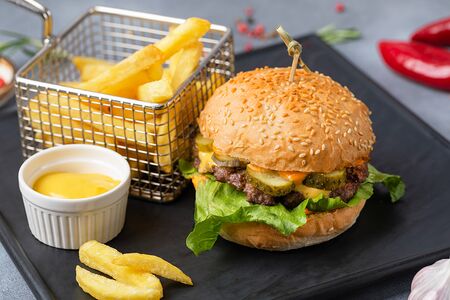 Бургер с говядиной