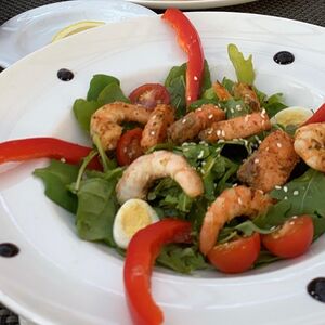 Салат С королевскими креветками