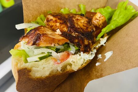 Шаурма в лепешке