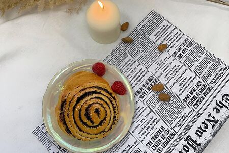 Улитка с маком