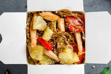 Вок По Тайски с лапшой соба