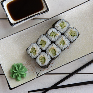 Холодный ролл Классика с огурцом