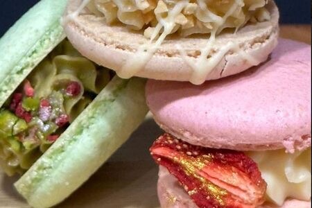 Макаронс Фисташка-малина