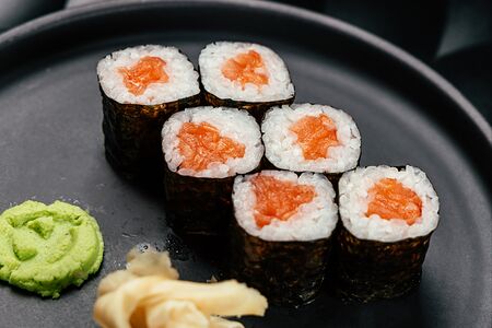 Ролл Классика с лососем