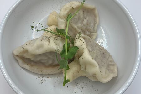 Хинкали (3 шт) с говядиной и курицей