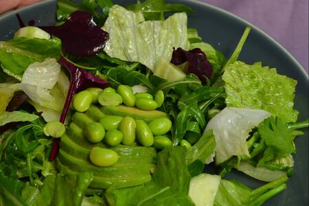 Зеленый салат