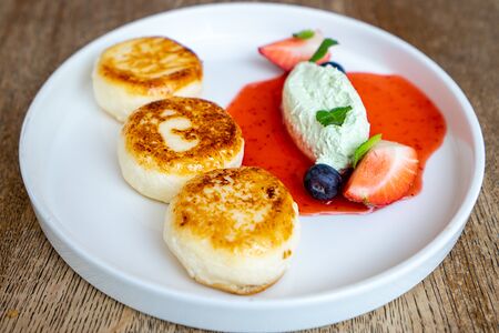 Сырники с лаймовым кремом