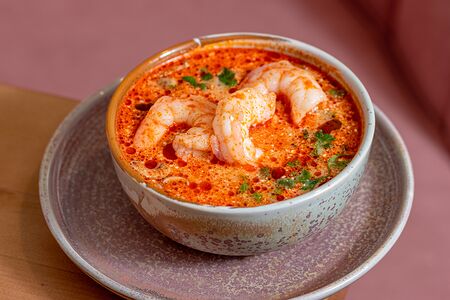 Том Ям с креветками