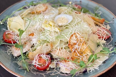 Салат цезарь