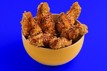 С соусом терияки и кунжутом