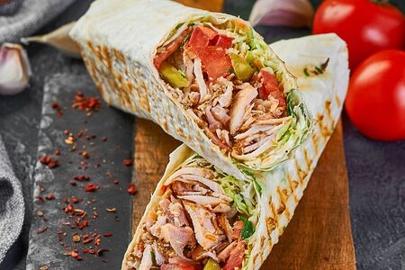 Шаурма в армянском лаваше