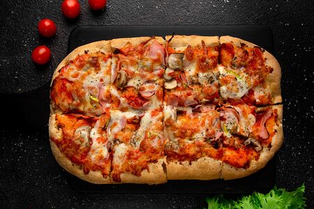 Римская пицца Ветчина и грибы