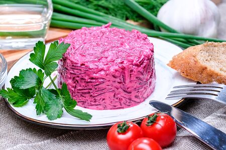 Салат Свекла с чесноком