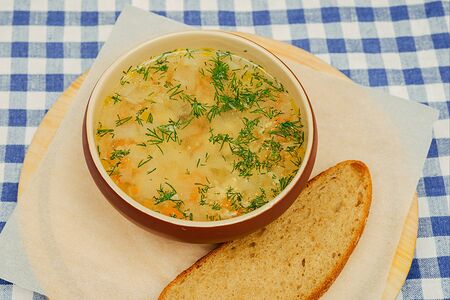 Суп куриный с домашней лапшой