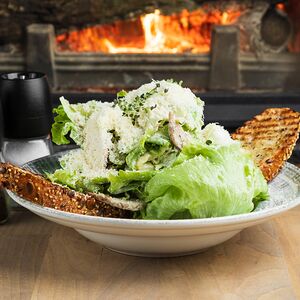 Цезарь с курицей