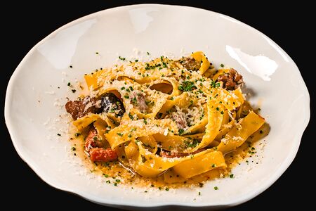 Паппарделле с рагу из кролика