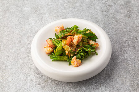 Салат с креветками и фенхелем