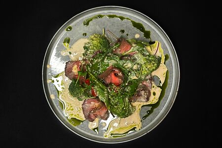 Салат с телятиной