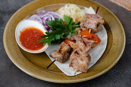 Шашлык из cвинoй шейки