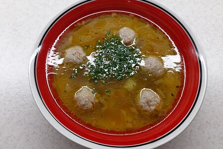 Картофельный суп с фрикадельками