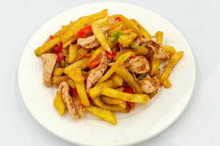 Картофель фри с курицей