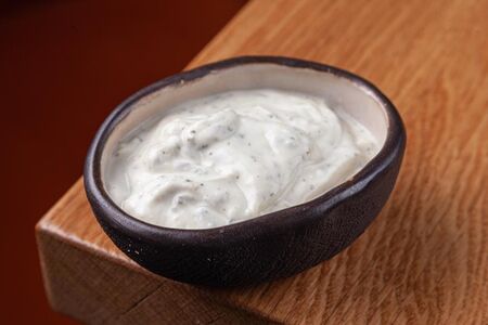 Мацони с зеленой аджикой