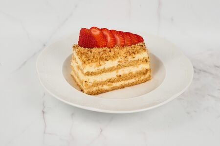 Фирменный Медовик