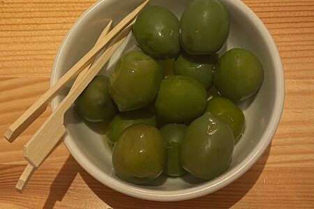 Зелёные оливки с цитрусовым маслом