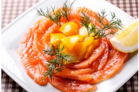 Лепестки лосося