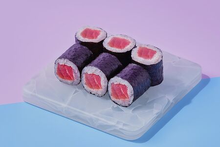 Маки с тунцом