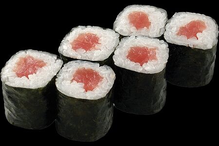 Ролл Магуро Хосомаки