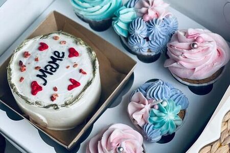 Набор Бенто-торт Маме и 5 капкейков