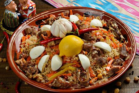 Плов по-ташкентски и 3 салата Шакарап