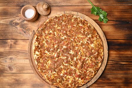 Ламаджо с сыром