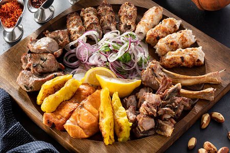 Ассорти из шашлыков Великолепная семерка