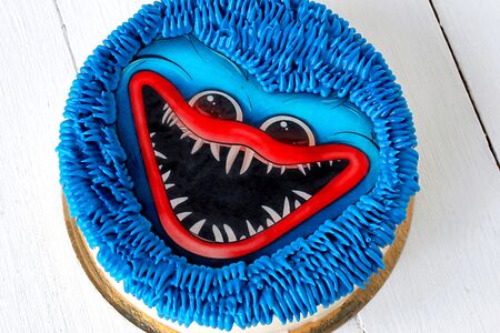 Торт клубничный с бананом Мультгерой