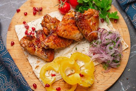 Куриные крылышки