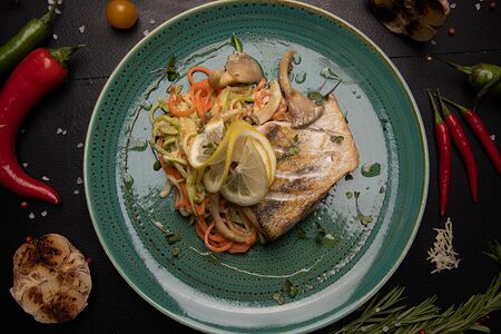 Стейк из судака с овощной пастой