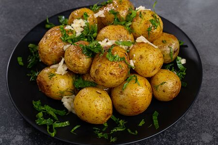 Картофель беби запеченный по-домашнему