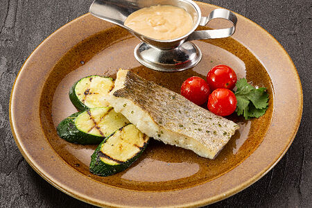 Треска в сливочно-устричном соусе