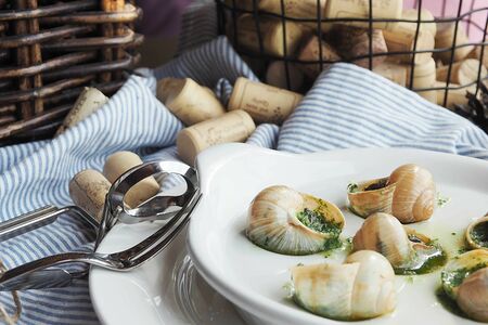 Запеченные винoградные улитки