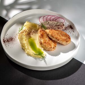 Котлета из щуки с картофельным пюре