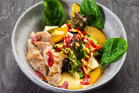 Салат с кроликом